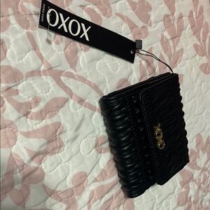 XOXO Black Textured Card Holder